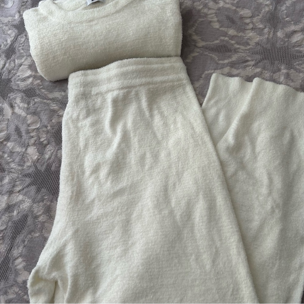 Knix Cozzzy lounge set size L crew neck cuffed pant winter white... - Picture 12 of 15